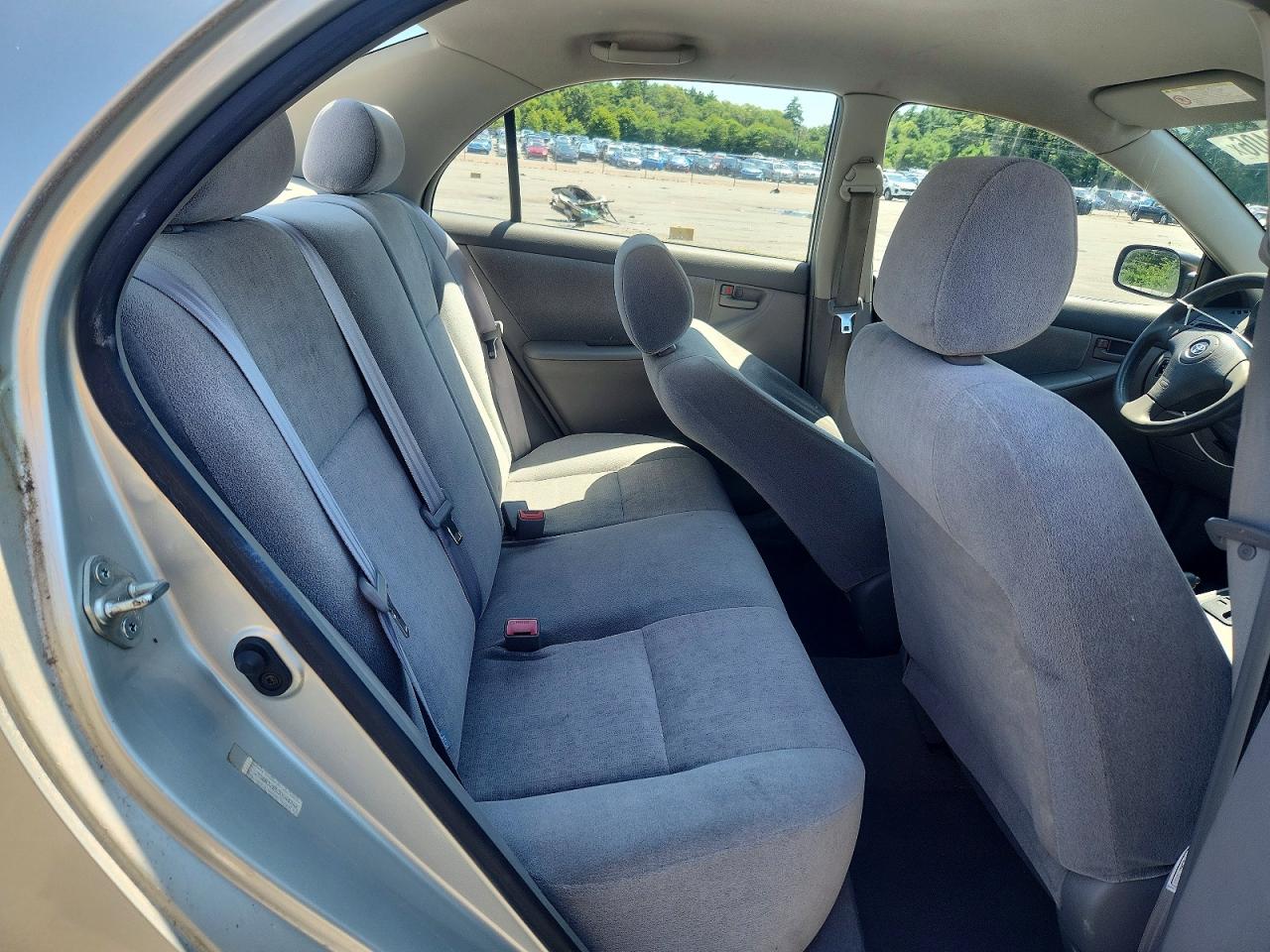 2003 Toyota Corolla Ce Серебряный vin: JTDBR32E630048342