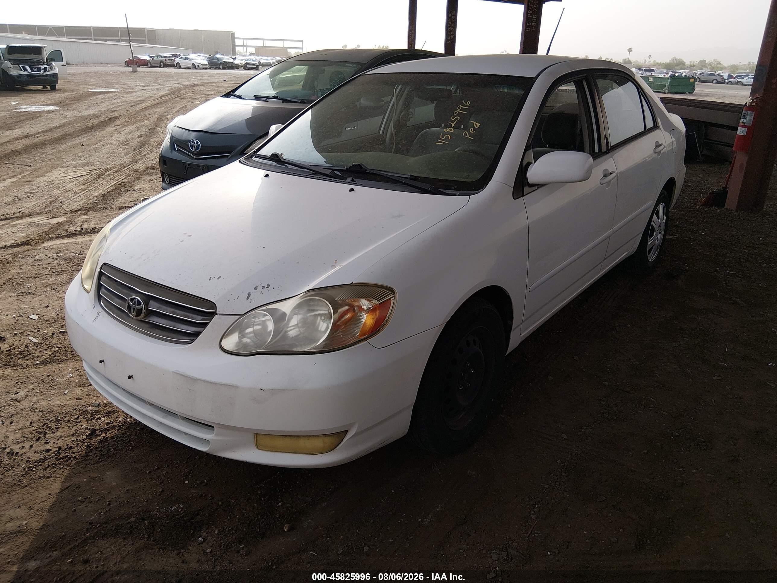 2003 Toyota Corolla Le White vin: JTDBR32E632012333