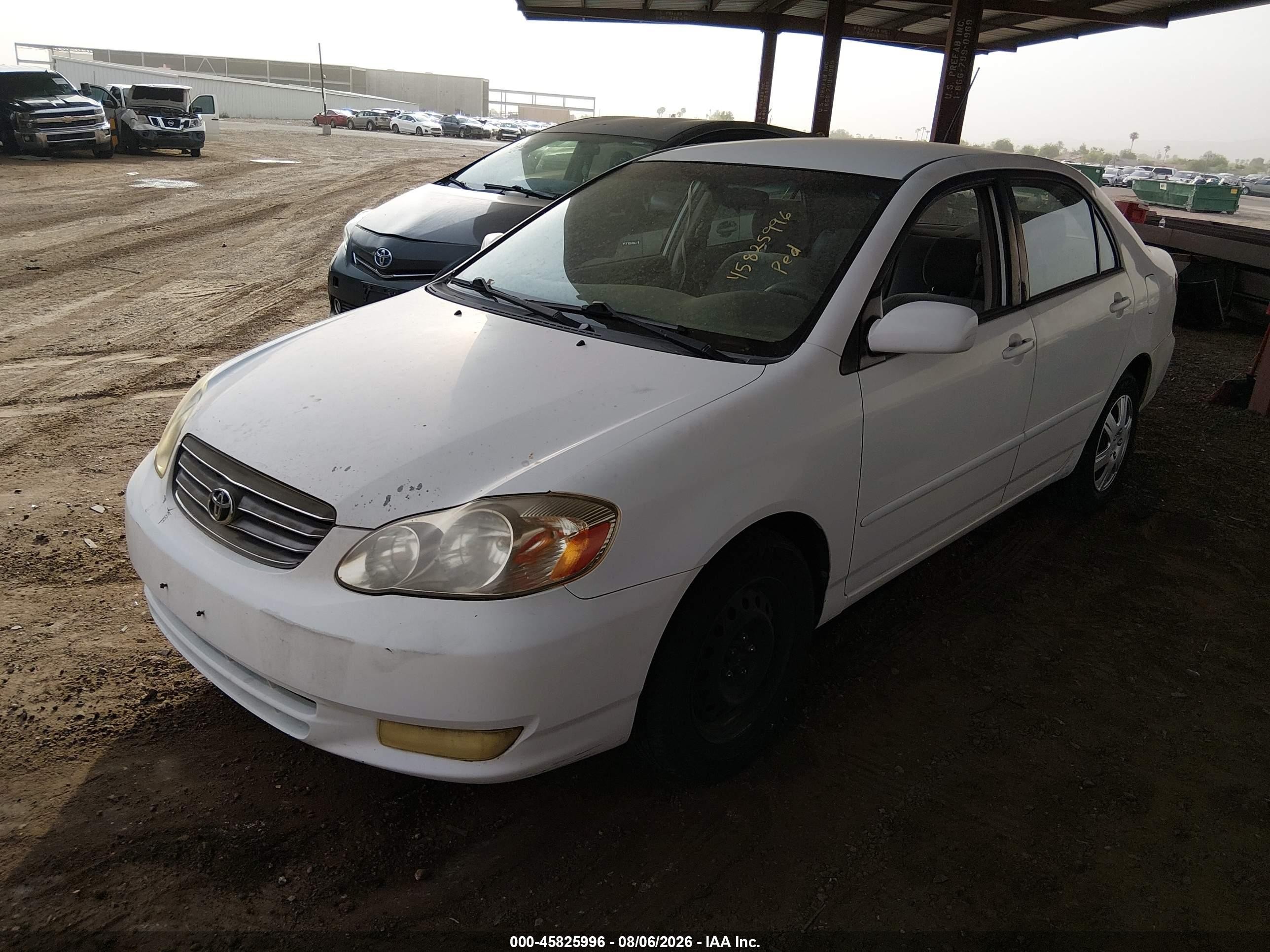 2003 Toyota Corolla Le White vin: JTDBR32E632012333