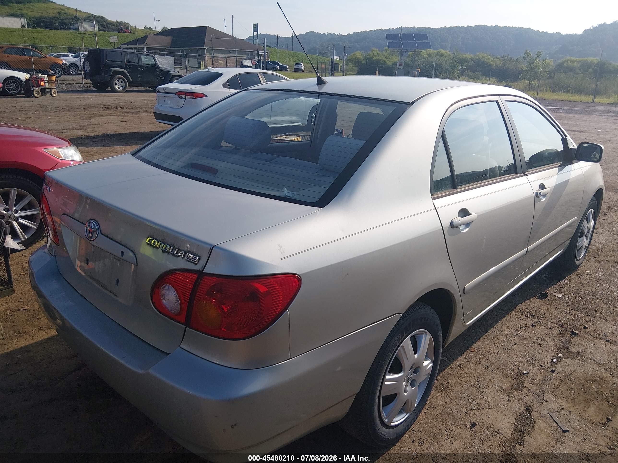 2004 Toyota Corolla Le Silver vin: JTDBR32E642019087