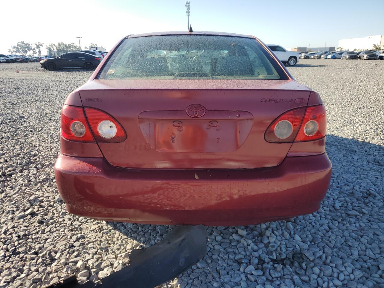 2005 Toyota Corolla Ce Red vin: JTDBR32E652059865