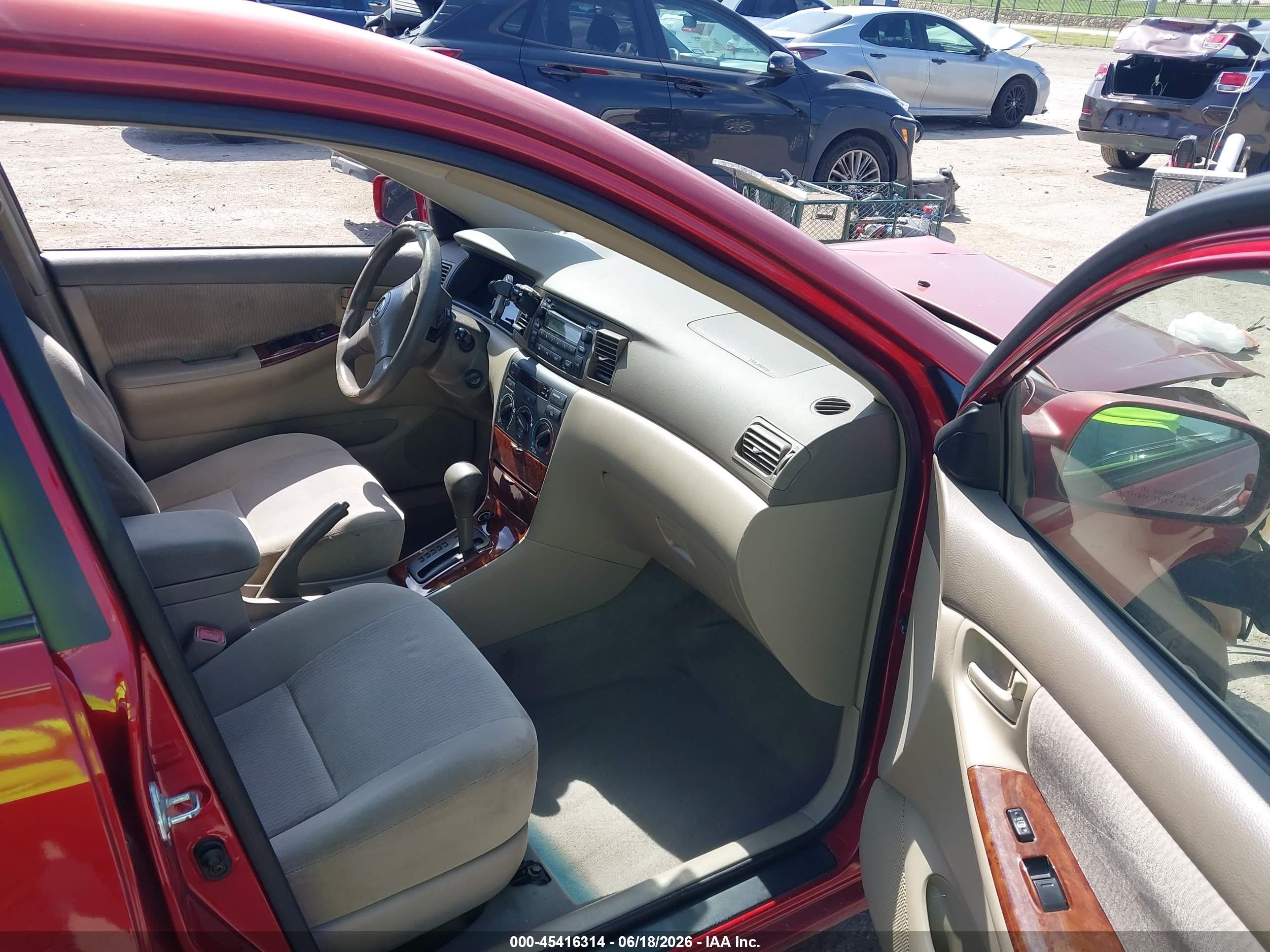 2006 Toyota Corolla Le Red vin: JTDBR32E660059040