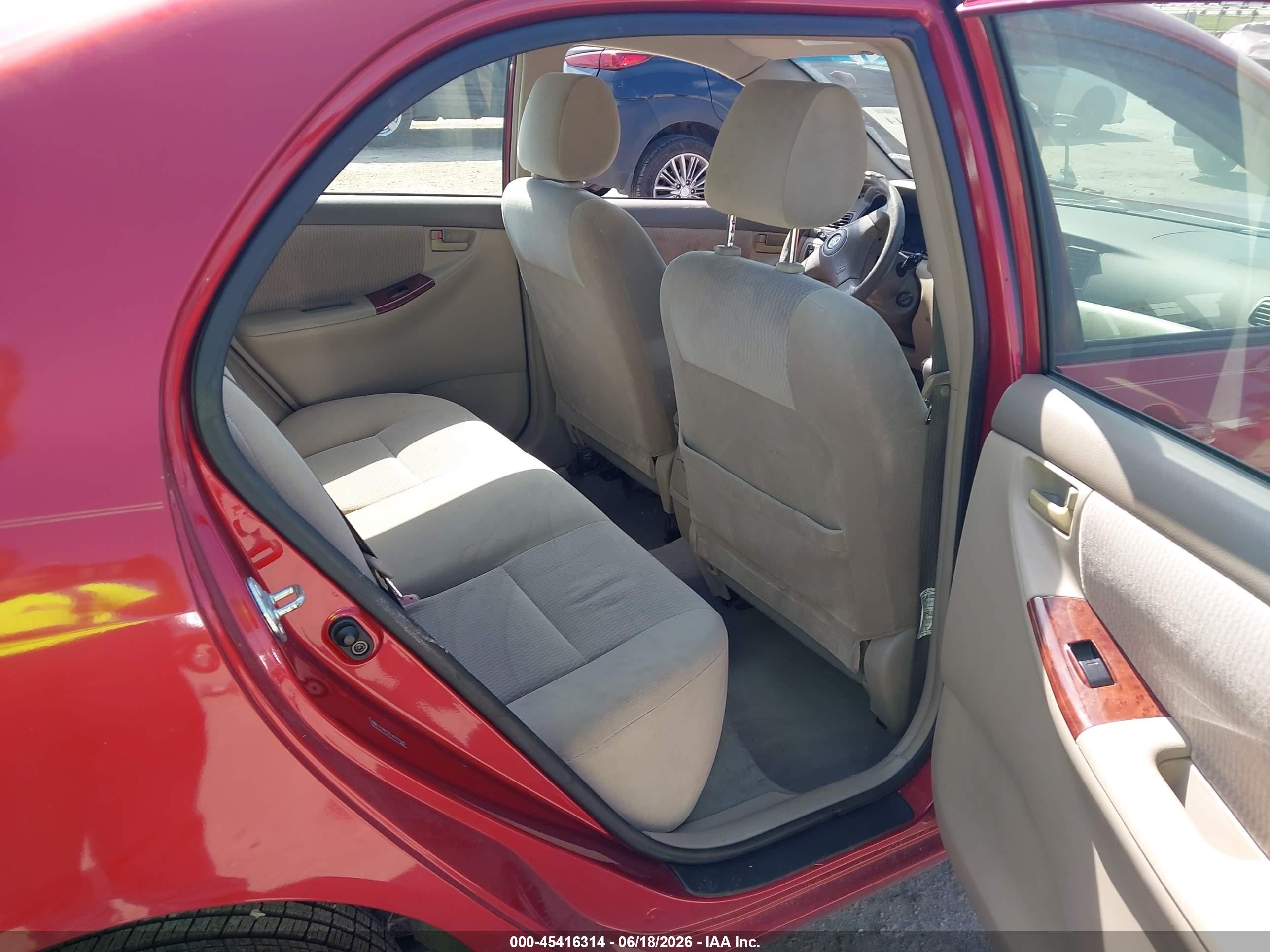 2006 Toyota Corolla Le Red vin: JTDBR32E660059040