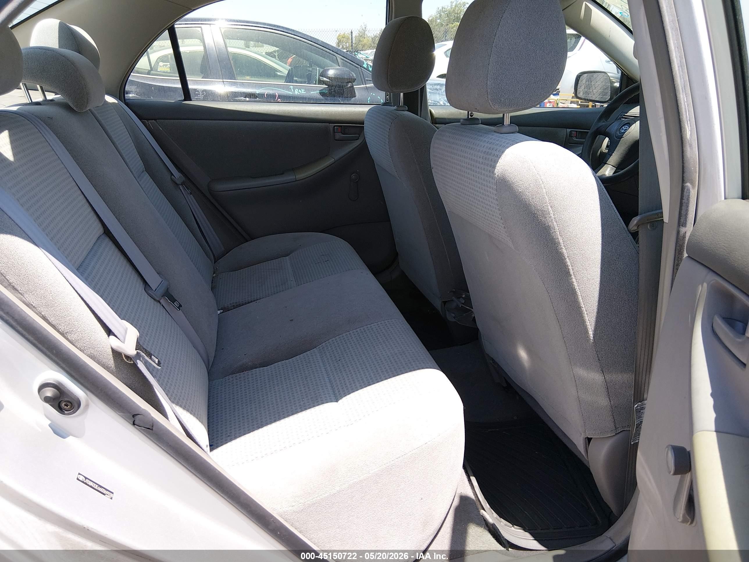 2006 Toyota Corolla Ce Silver vin: JTDBR32E660069938