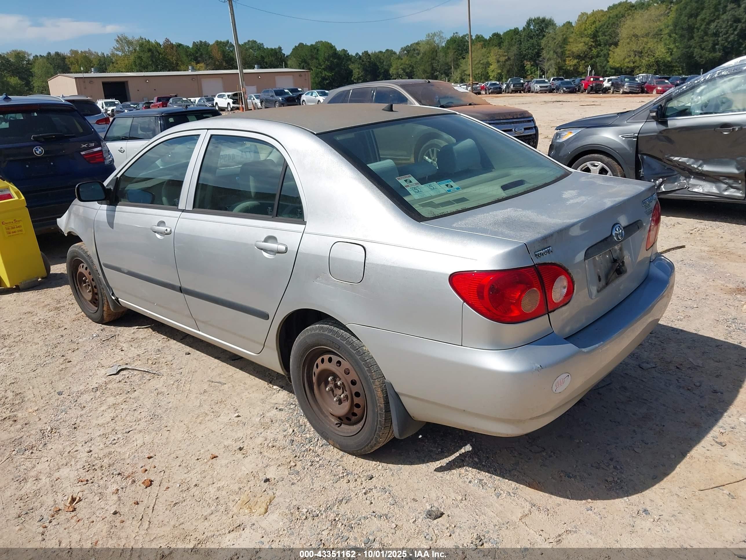 2007 Toyota Corolla Ce Серебряный vin: JTDBR32E670100414