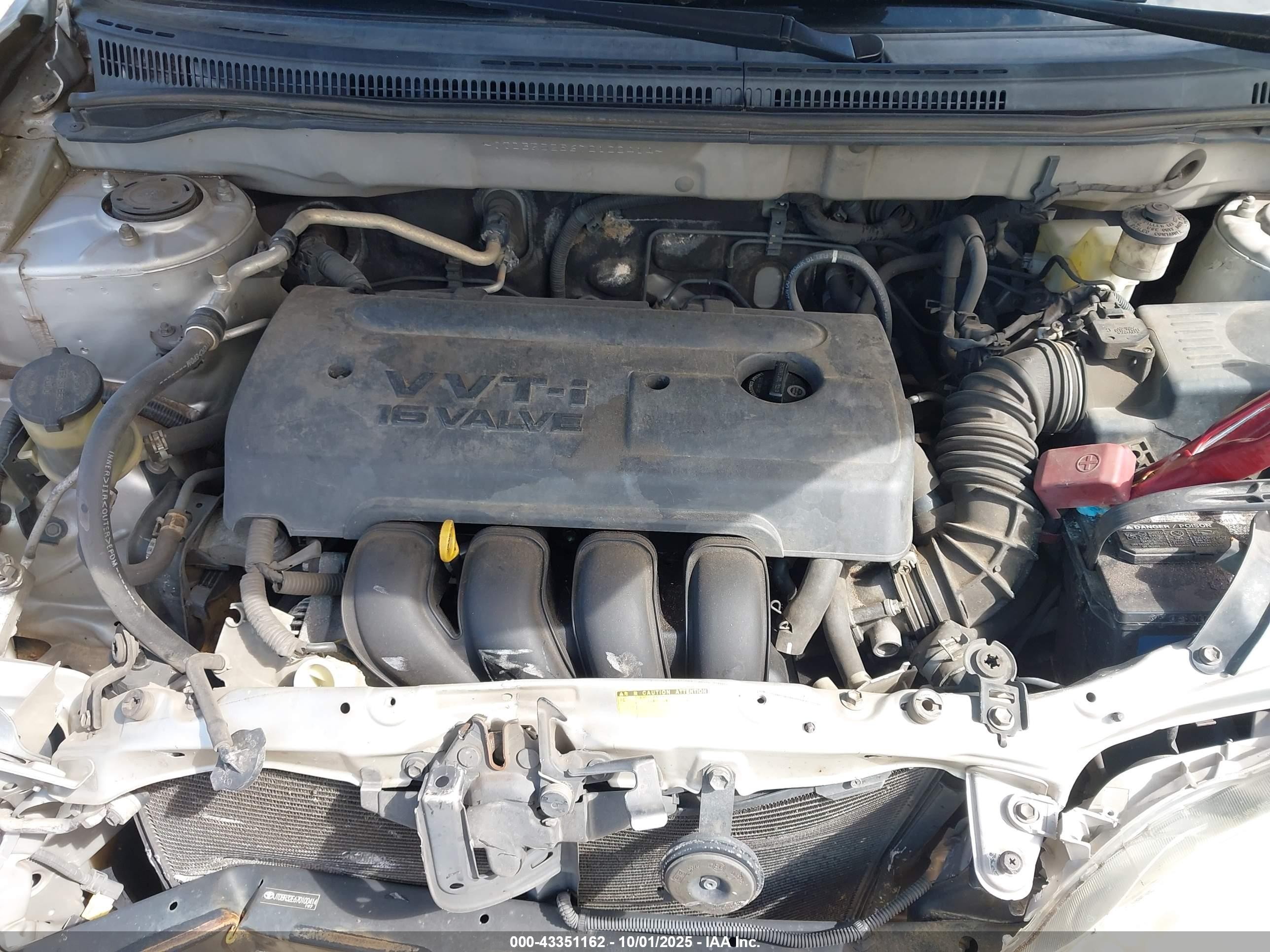 2007 Toyota Corolla Ce Серебряный vin: JTDBR32E670100414