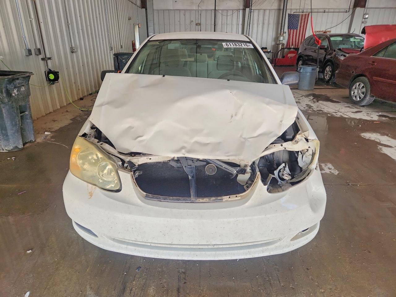 2007 Toyota Corolla Ce White vin: JTDBR32E670109937