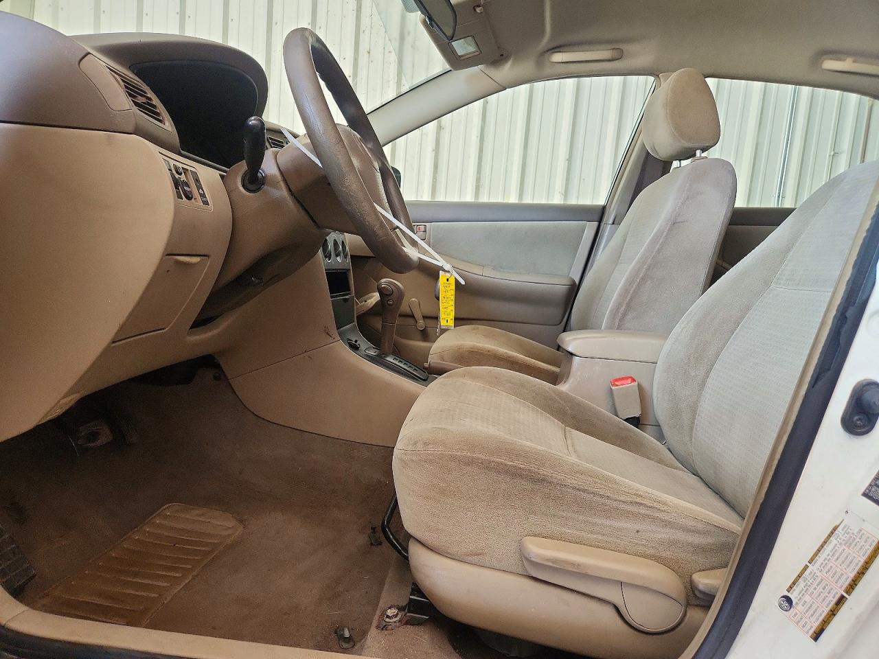 2007 Toyota Corolla Ce White vin: JTDBR32E670109937