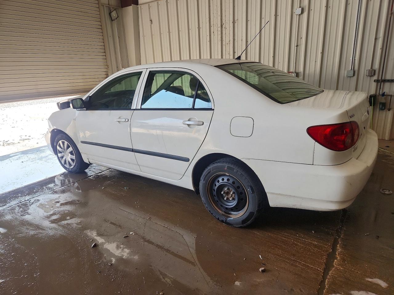 2007 Toyota Corolla Ce White vin: JTDBR32E670109937