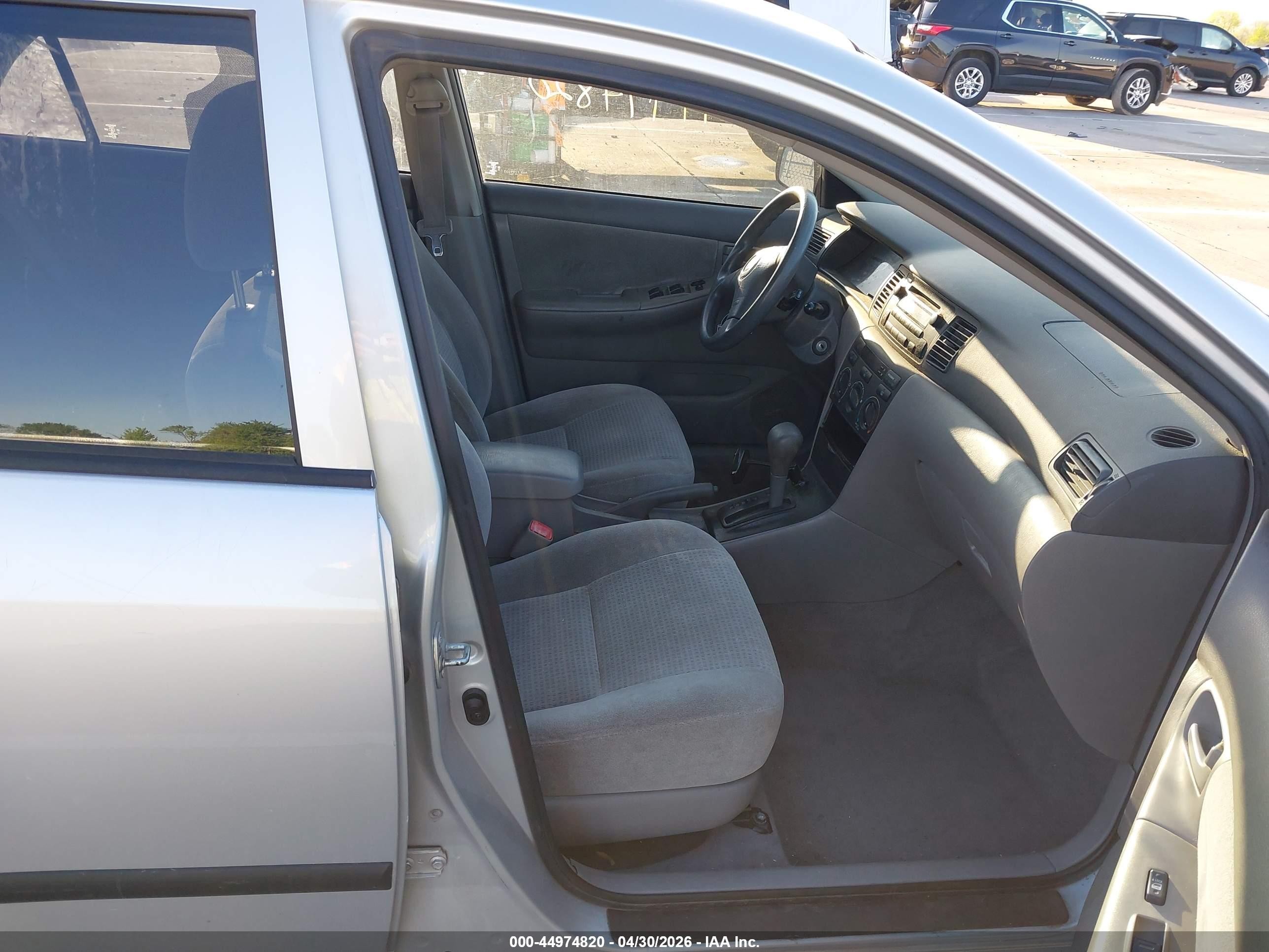 2007 Toyota Corolla Ce Silver vin: JTDBR32E670116709