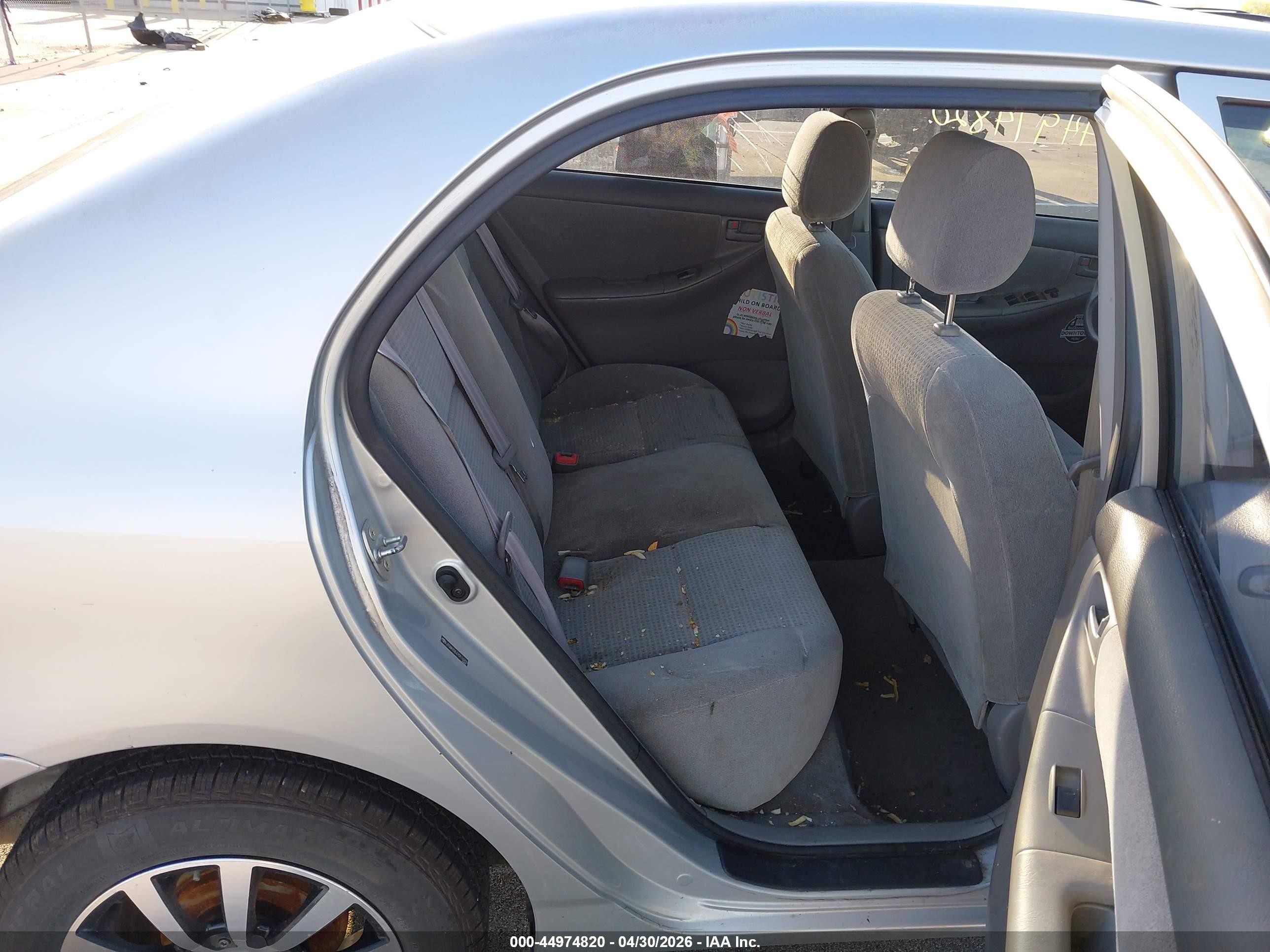 2007 Toyota Corolla Ce Silver vin: JTDBR32E670116709