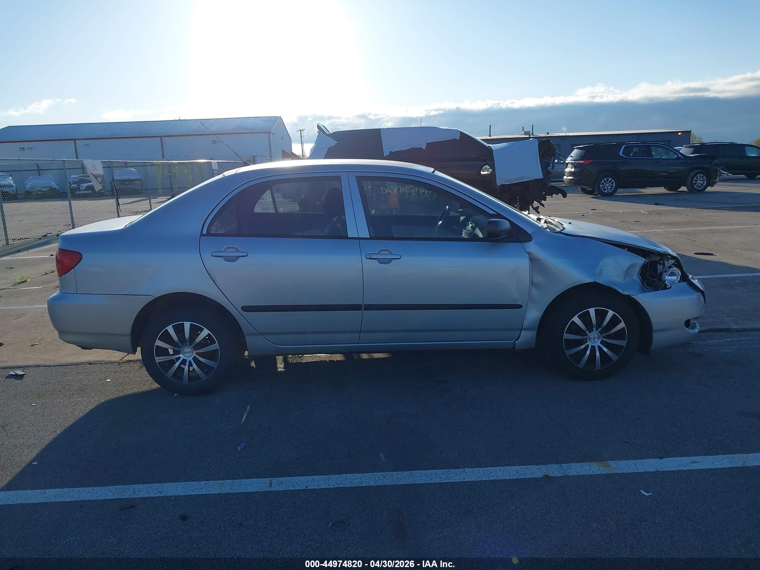 2007 Toyota Corolla Ce Silver vin: JTDBR32E670116709