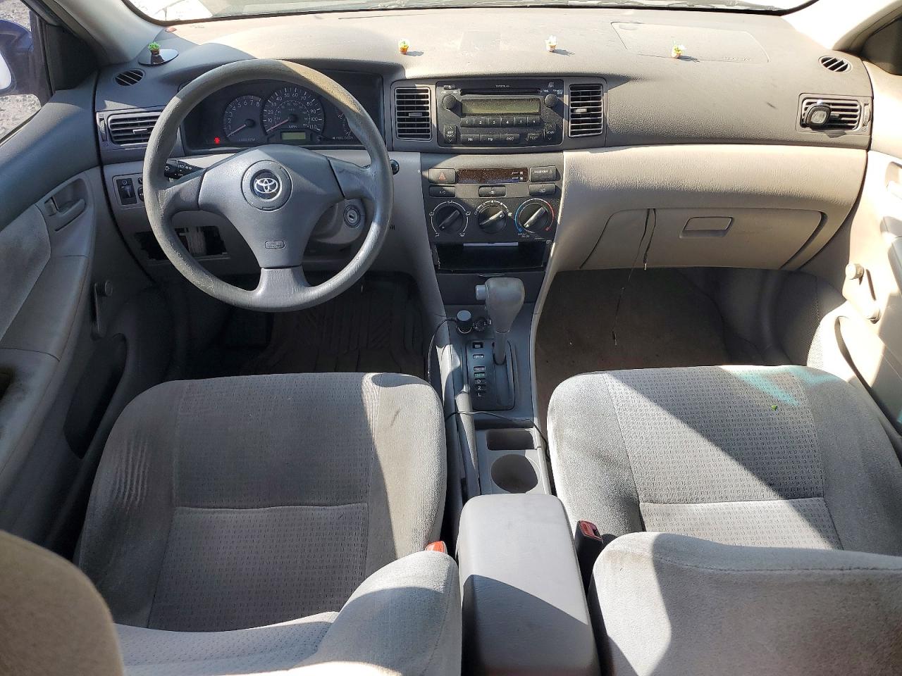 2007 Toyota Corolla Ce Серебряный vin: JTDBR32E670123319