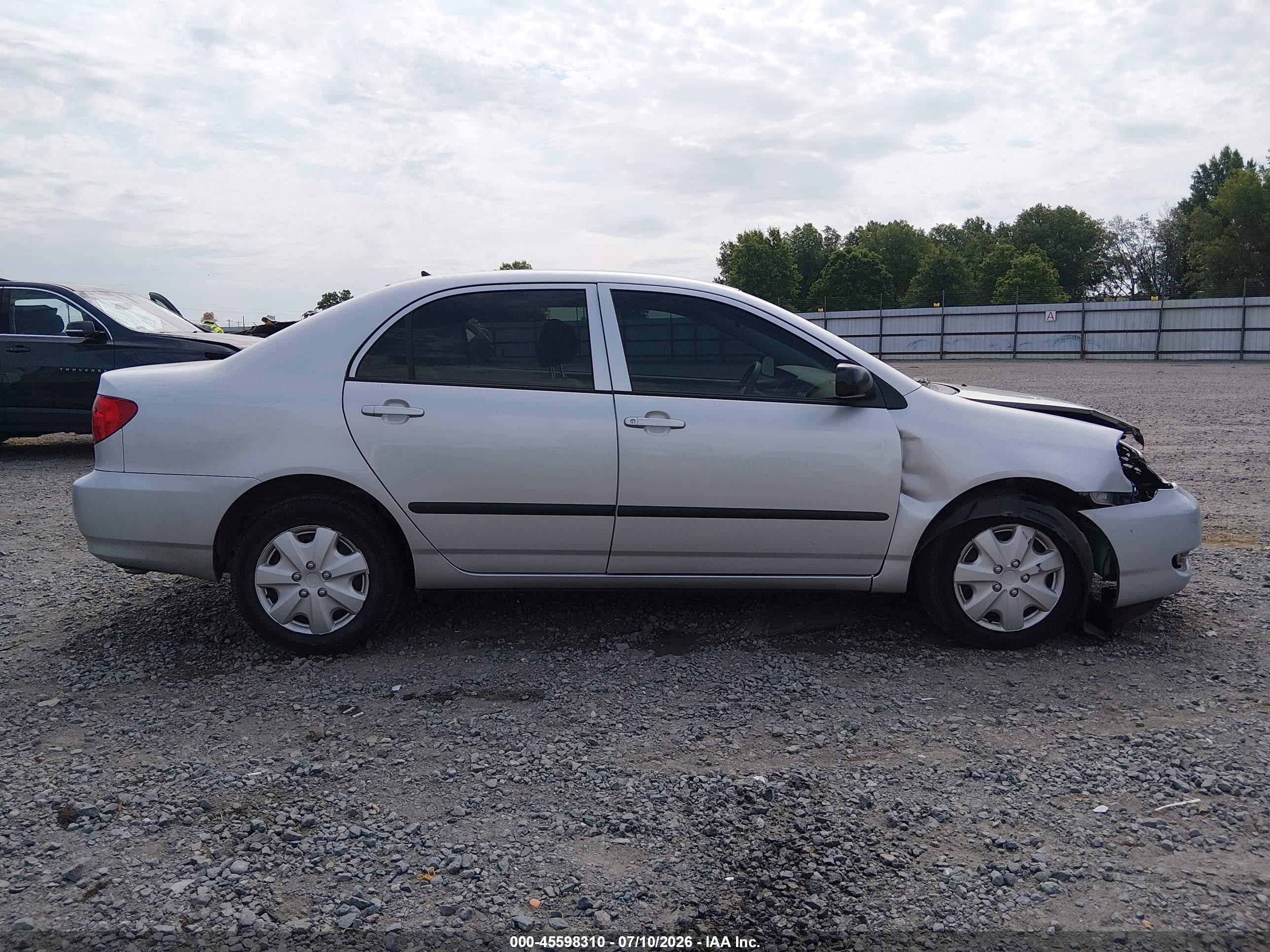 2007 Toyota Corolla Ce Silver vin: JTDBR32E670124907
