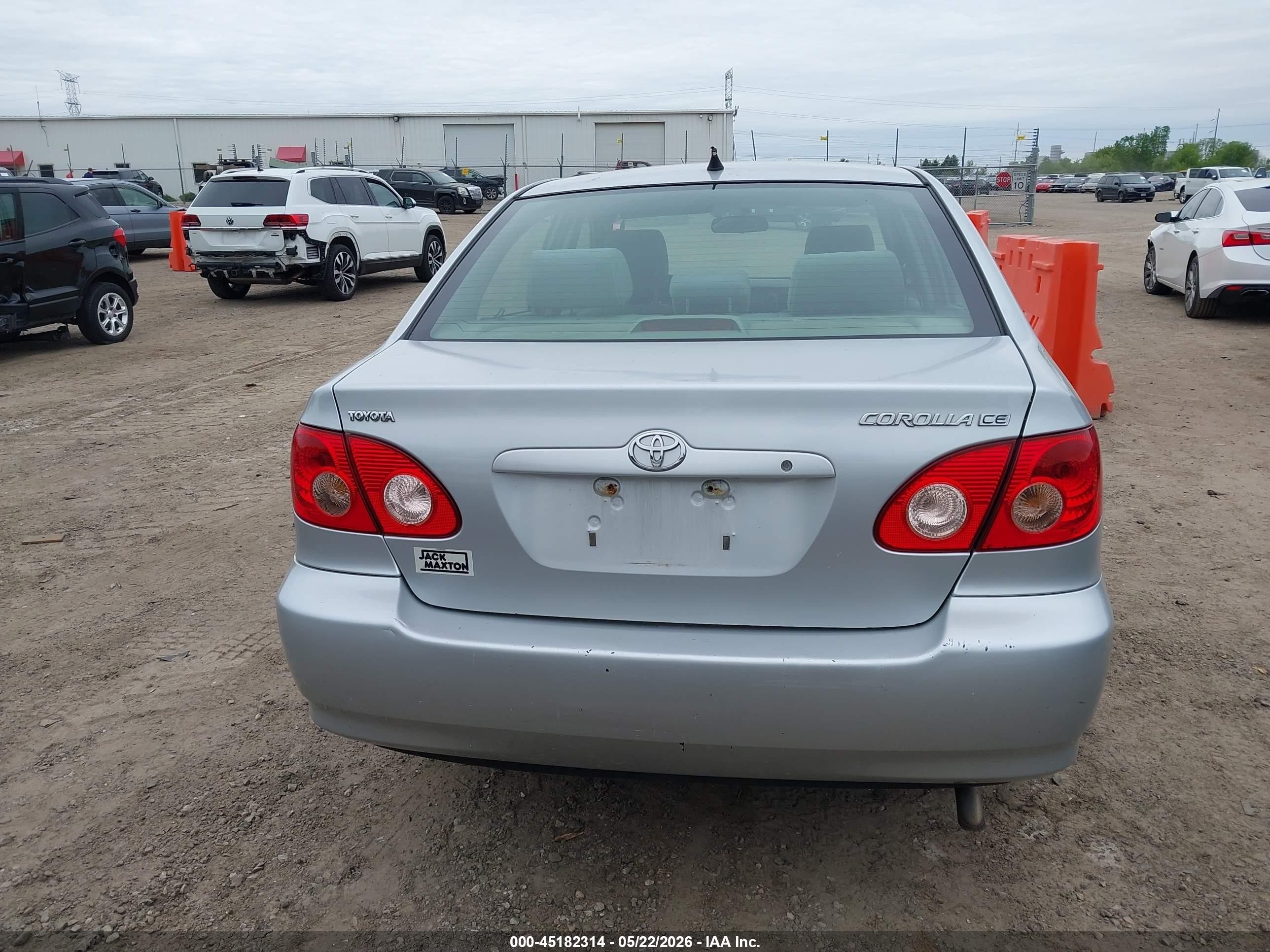 2007 Toyota Corolla Ce Silver vin: JTDBR32E670127533