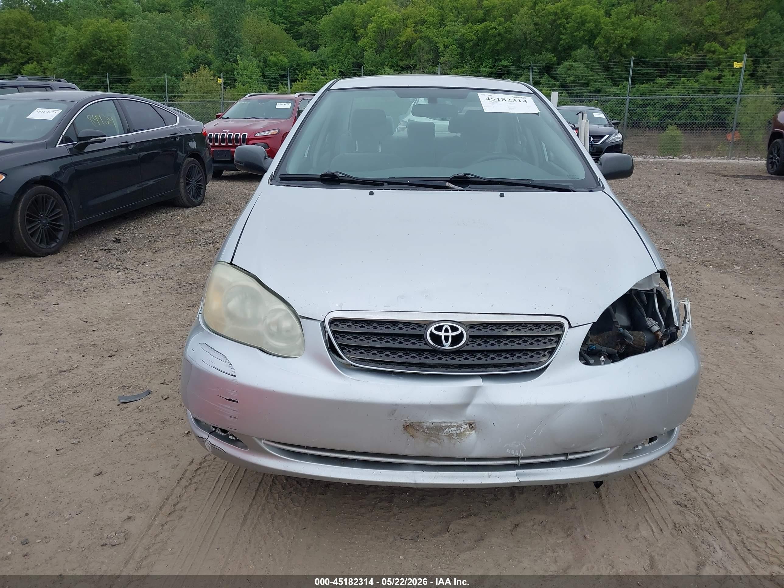 2007 Toyota Corolla Ce Silver vin: JTDBR32E670127533