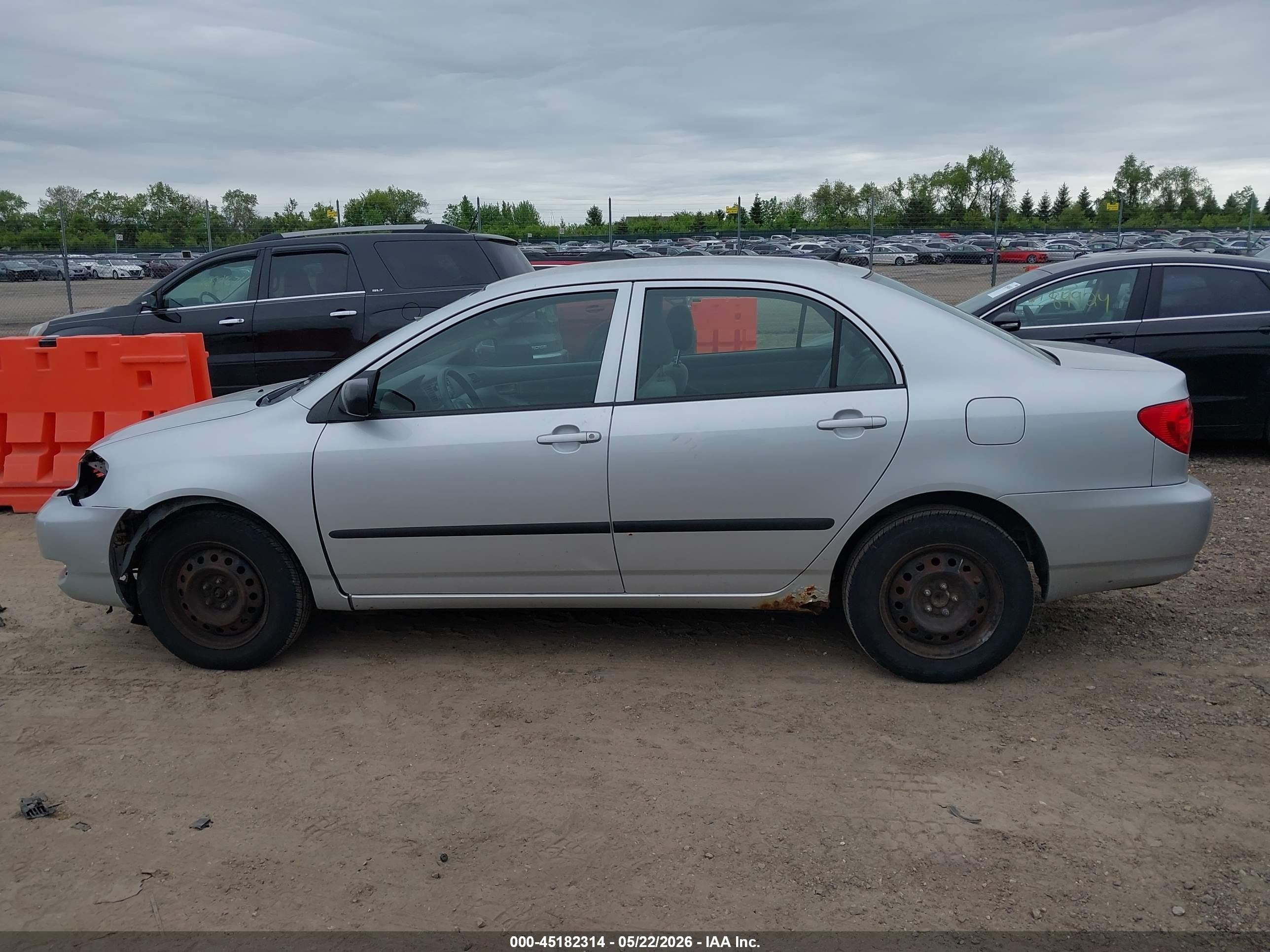 2007 Toyota Corolla Ce Silver vin: JTDBR32E670127533