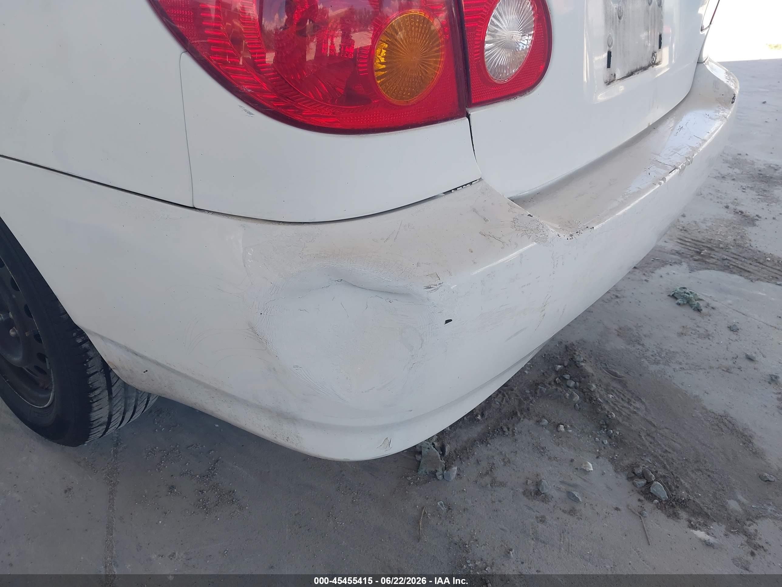 2003 Toyota Corolla Ce White vin: JTDBR32E730012384