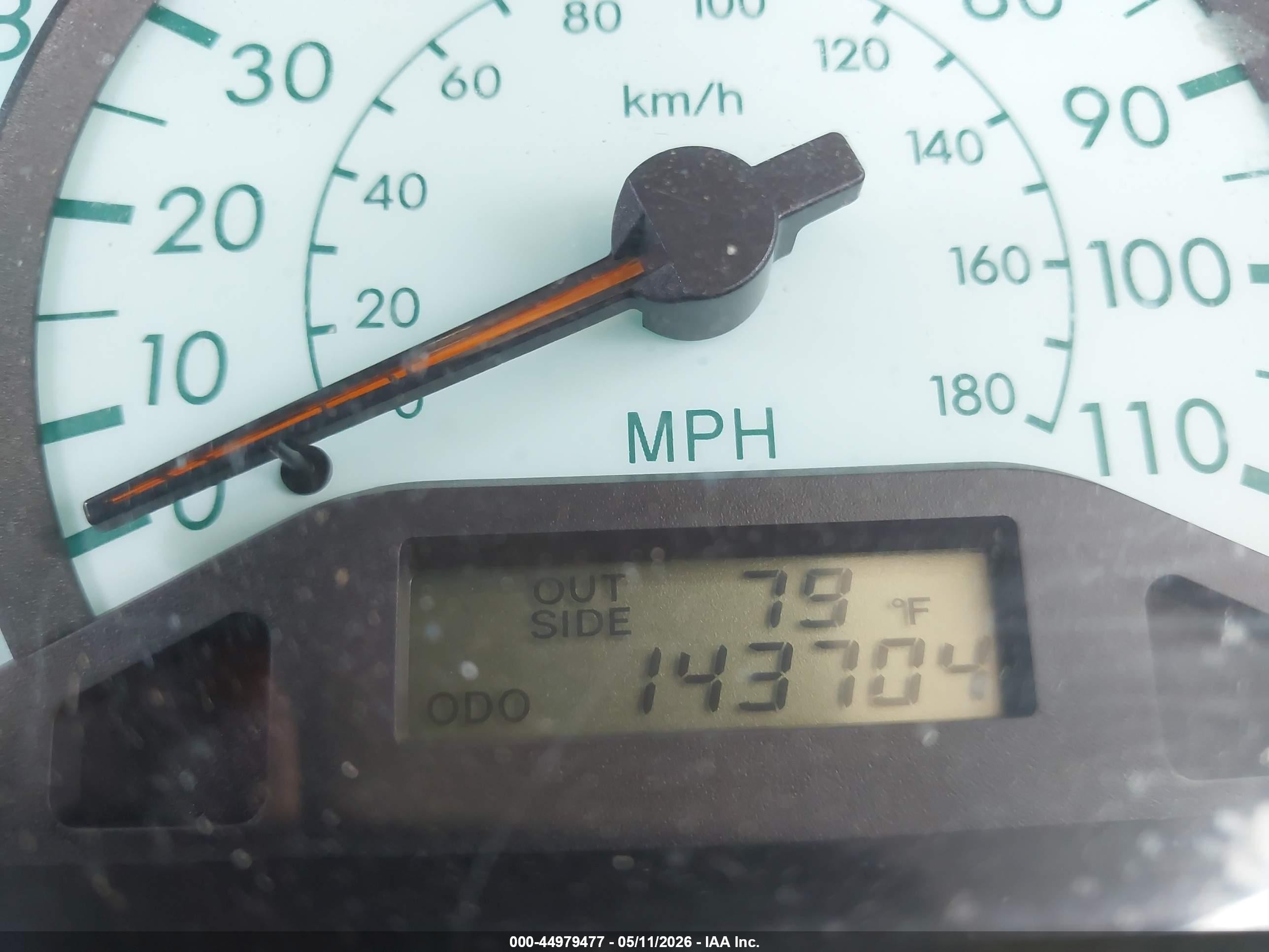 2003 Toyota Corolla Le Gray vin: JTDBR32E730038645