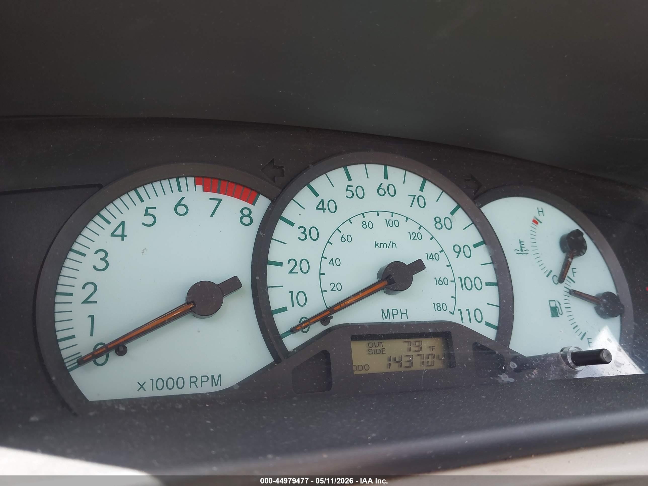 2003 Toyota Corolla Le Gray vin: JTDBR32E730038645