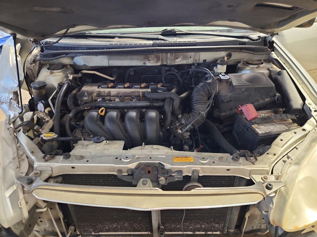 2004 Toyota Corolla Ce Silver vin: JTDBR32E742033855