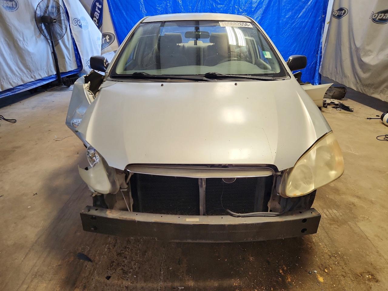 2004 Toyota Corolla Ce Silver vin: JTDBR32E742033855