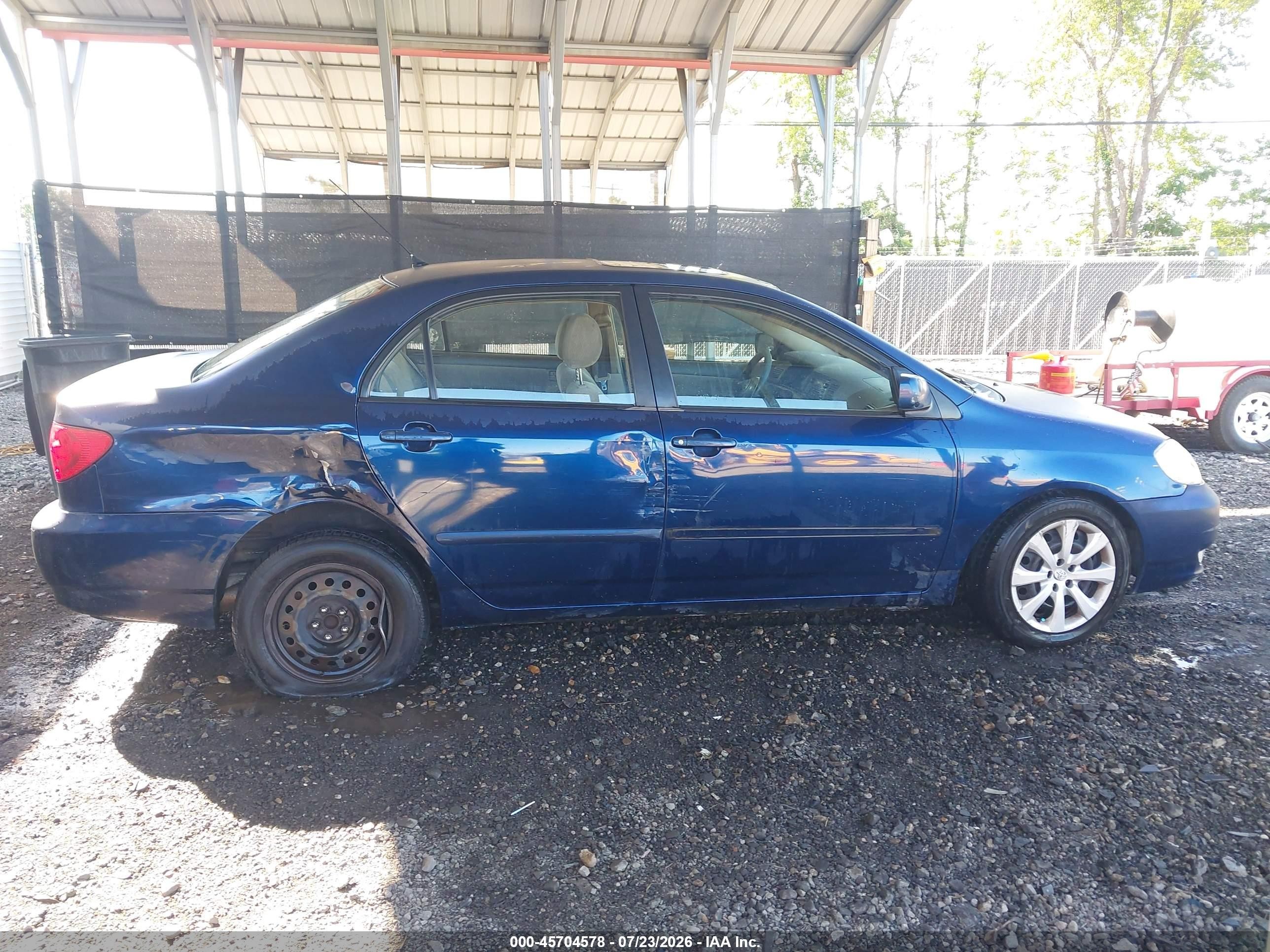 2004 Toyota Corolla Le Blue vin: JTDBR32E742033919