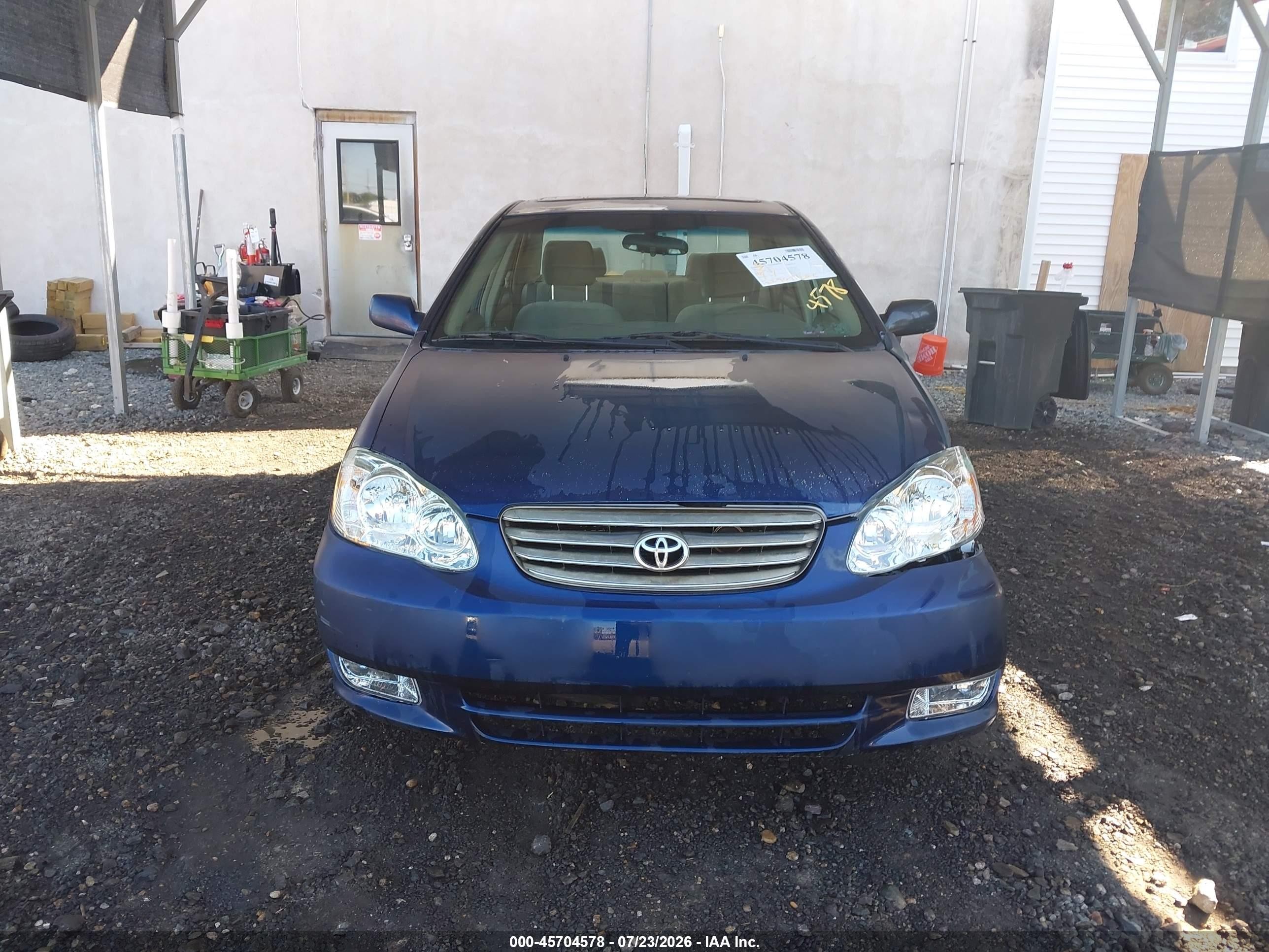 2004 Toyota Corolla Le Blue vin: JTDBR32E742033919
