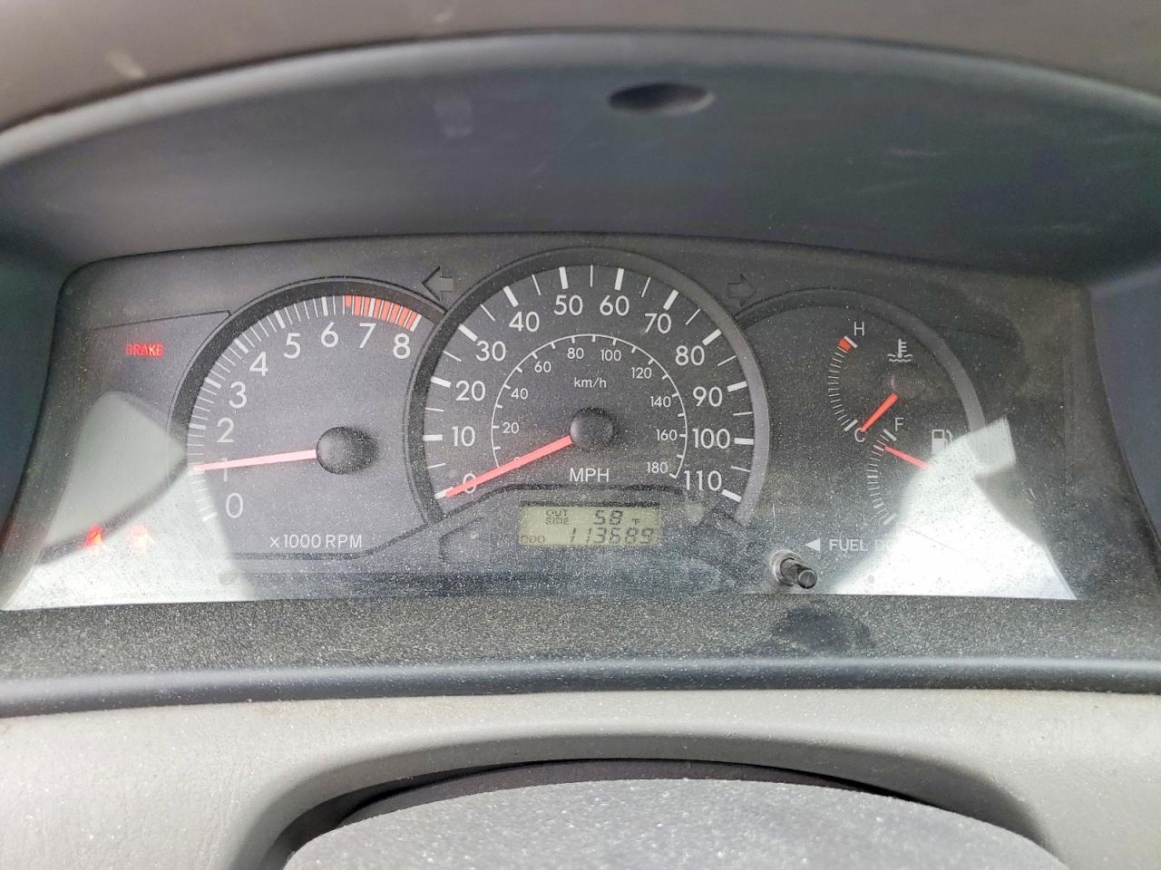 2005 Toyota Corolla Ce Silver vin: JTDBR32E750054508