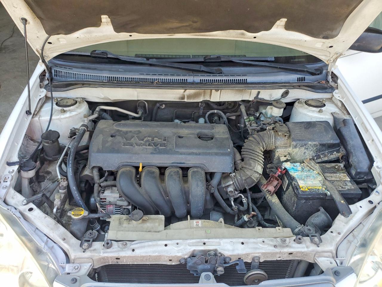 2005 Toyota Corolla Ce White vin: JTDBR32E752048986
