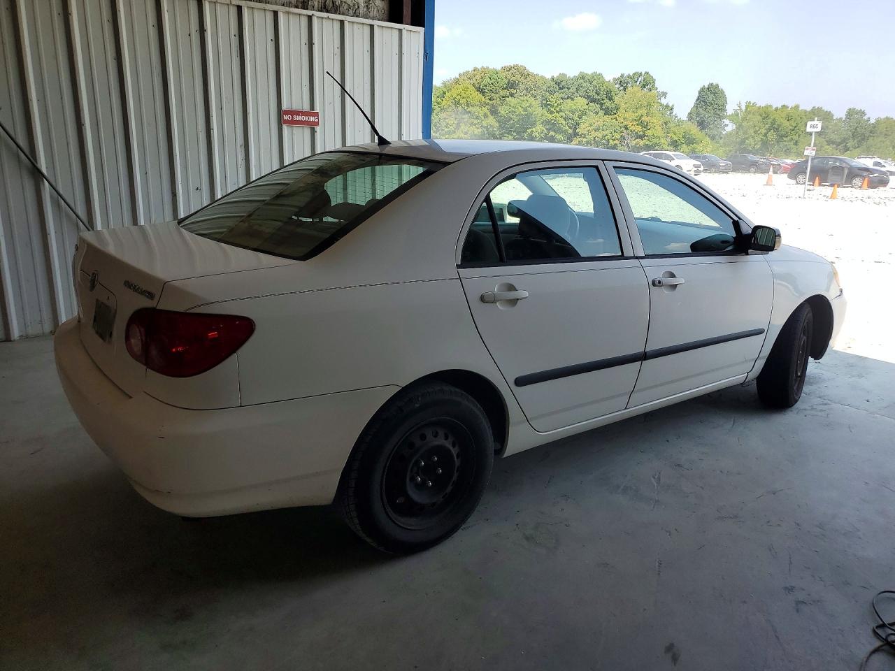 2005 Toyota Corolla Ce White vin: JTDBR32E752048986