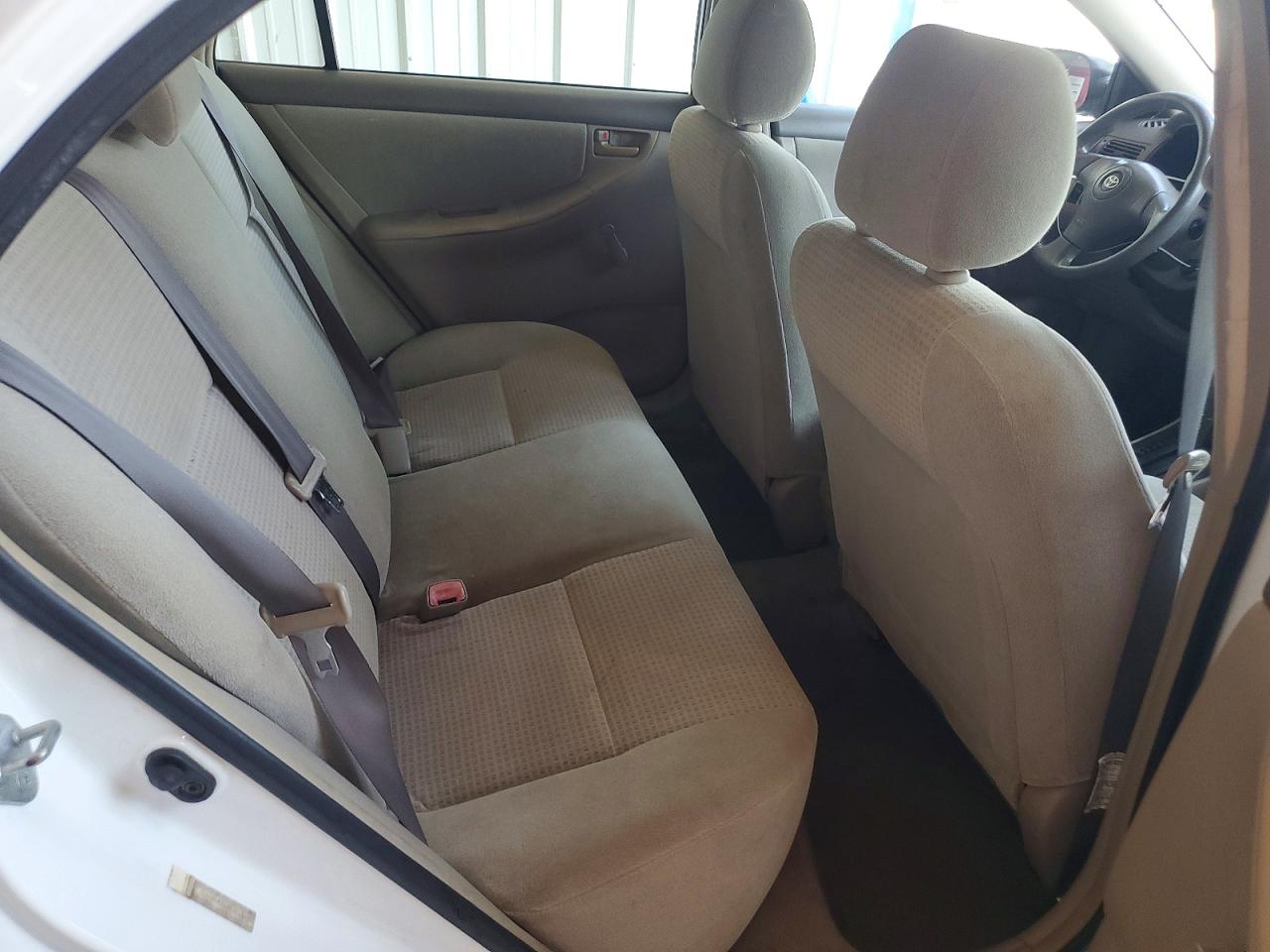 2005 Toyota Corolla Ce White vin: JTDBR32E752048986
