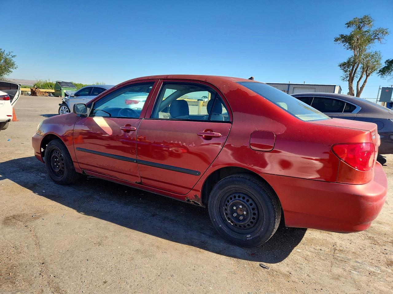 2005 Toyota Corolla Ce Red vin: JTDBR32E752065965