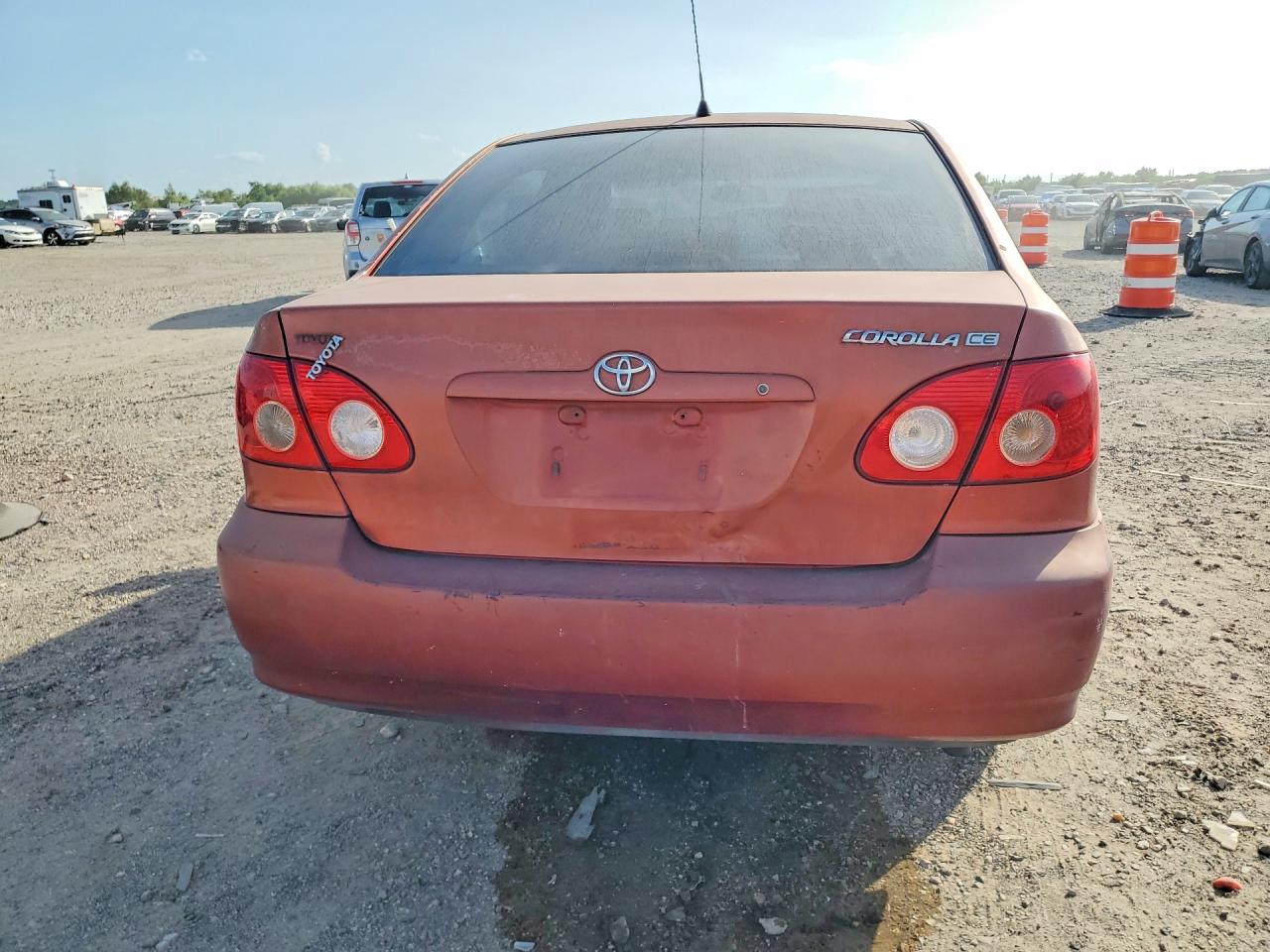 2005 Toyota Corolla Ce Maroon vin: JTDBR32E752067182