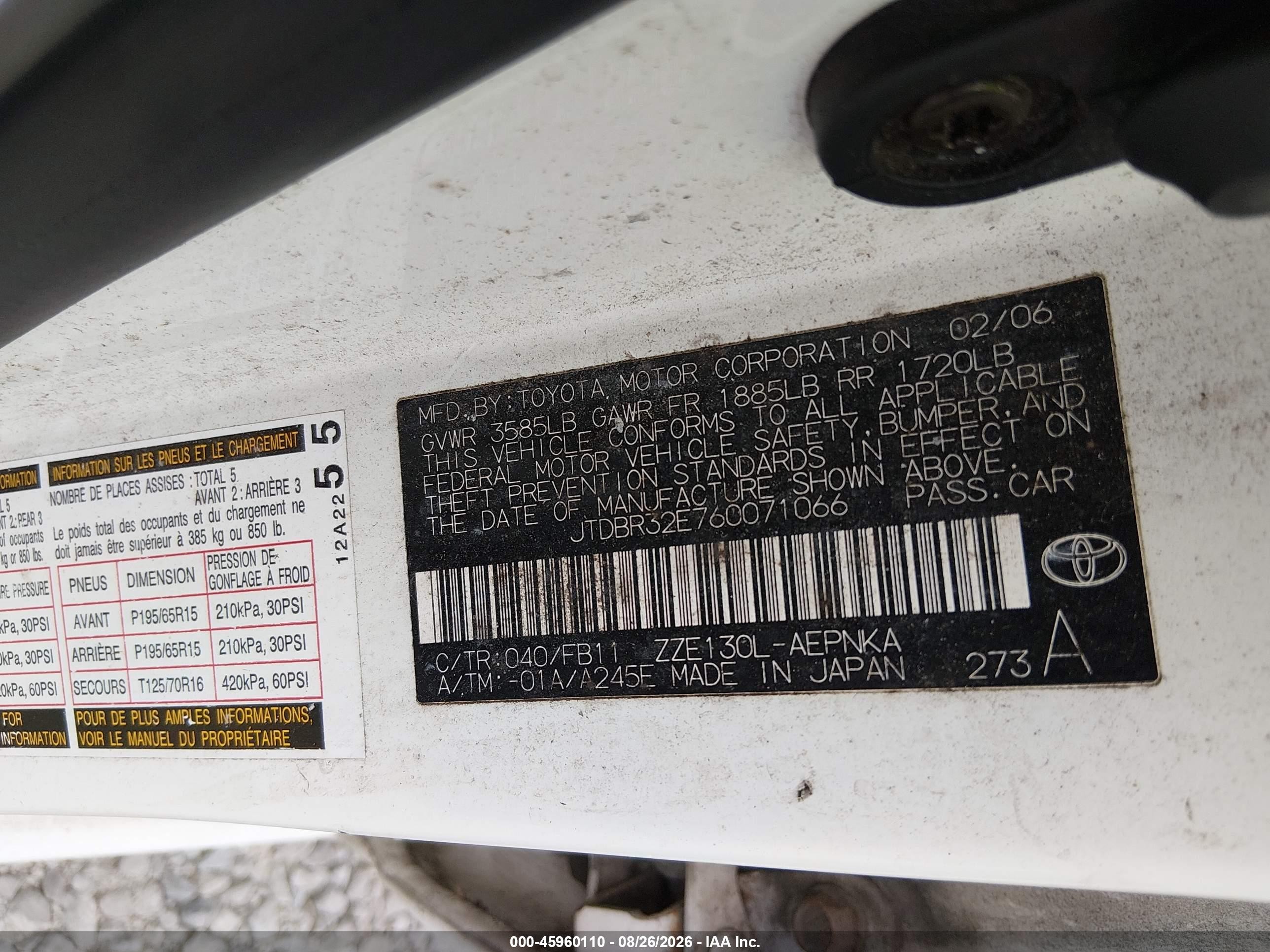 2006 Toyota Corolla Le White vin: JTDBR32E760071066