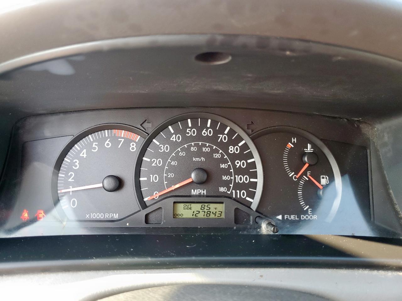 2006 Toyota Corolla Ce Red vin: JTDBR32E760077224