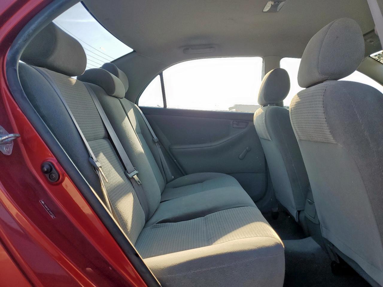 2006 Toyota Corolla Ce Red vin: JTDBR32E760077224