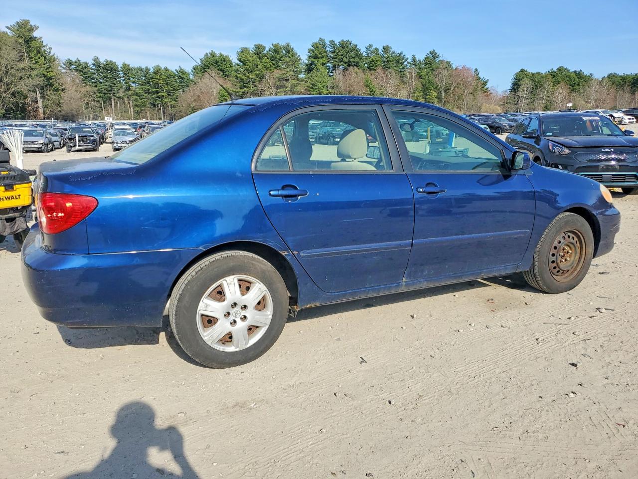 2006 Toyota Corolla Le Blue vin: JTDBR32E760079247