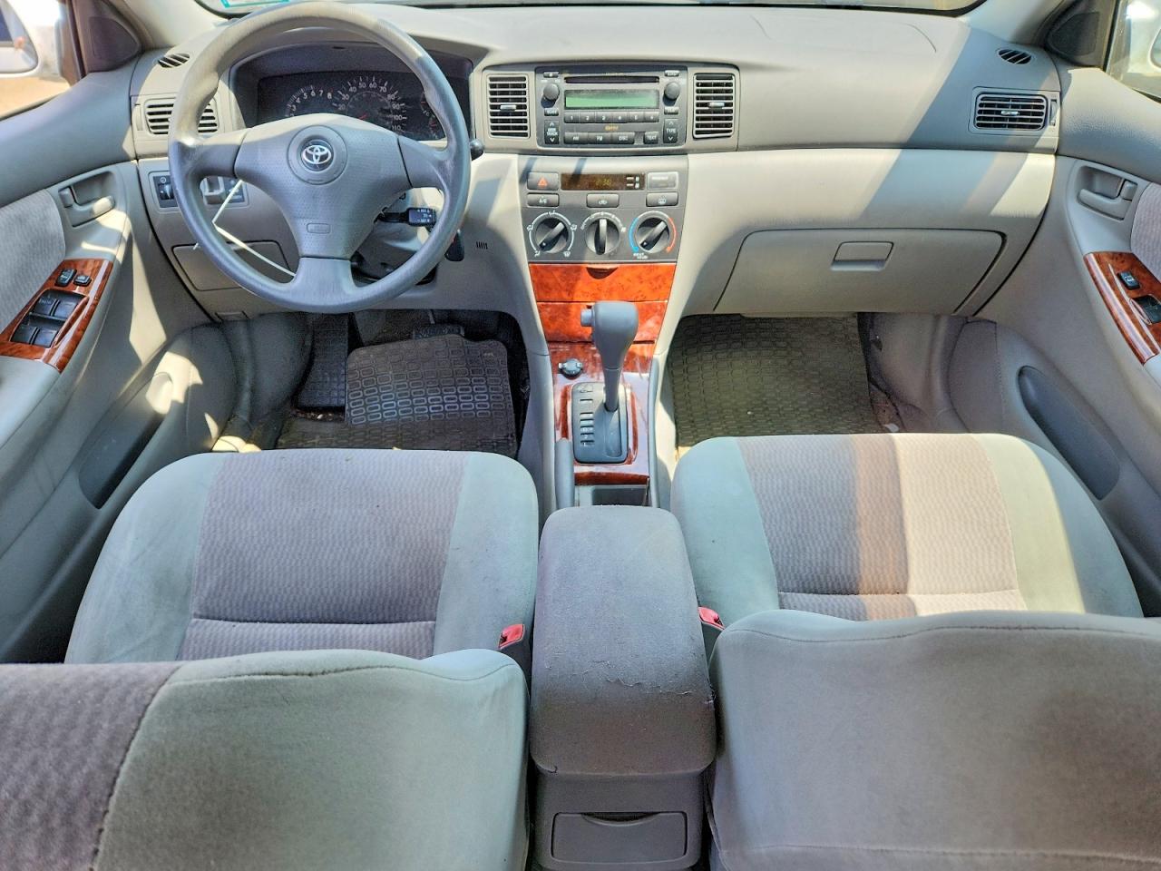 2006 Toyota Corolla Le Белый vin: JTDBR32E760087784