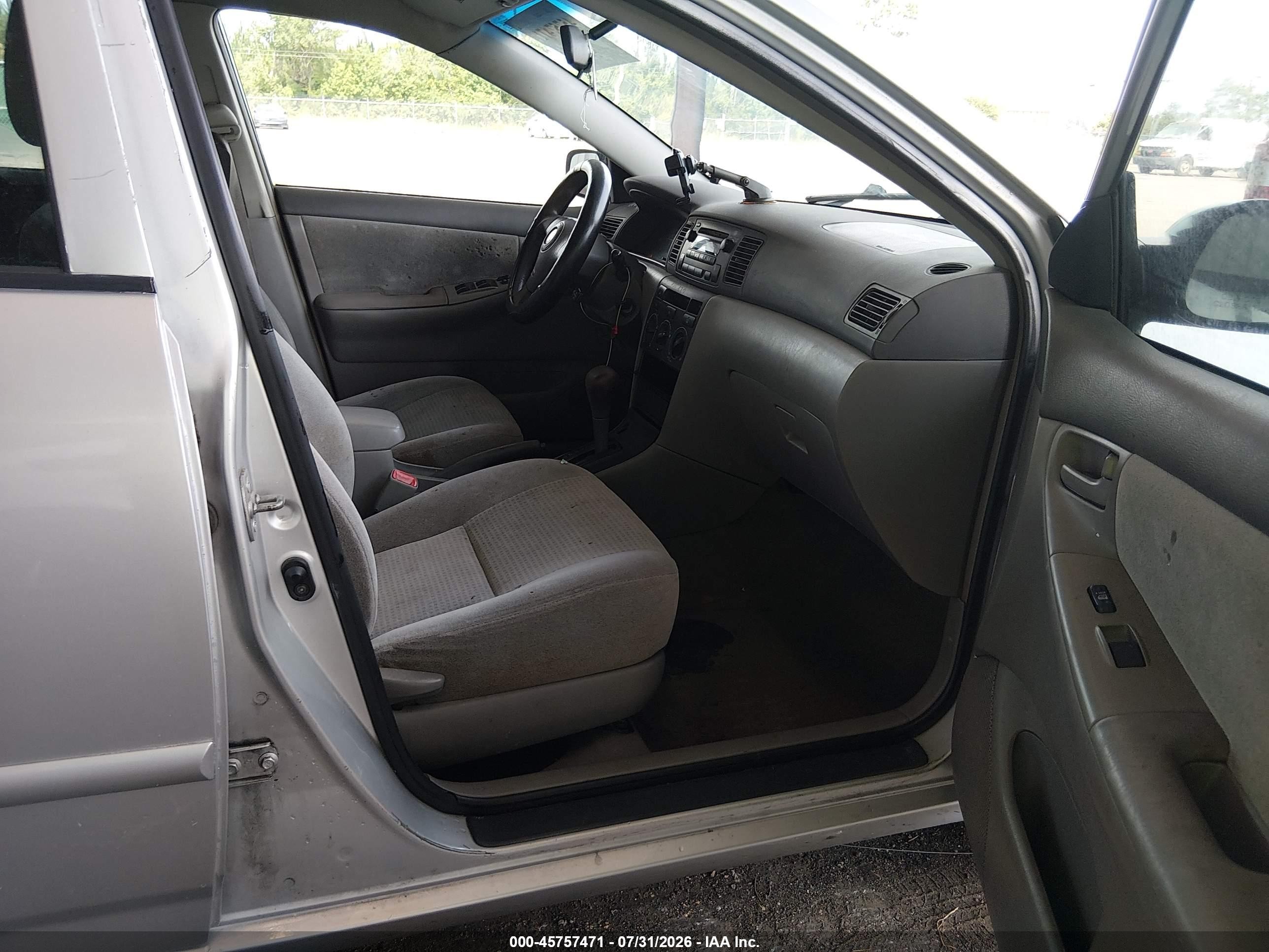 2007 Toyota Corolla Ce Silver vin: JTDBR32E770114922