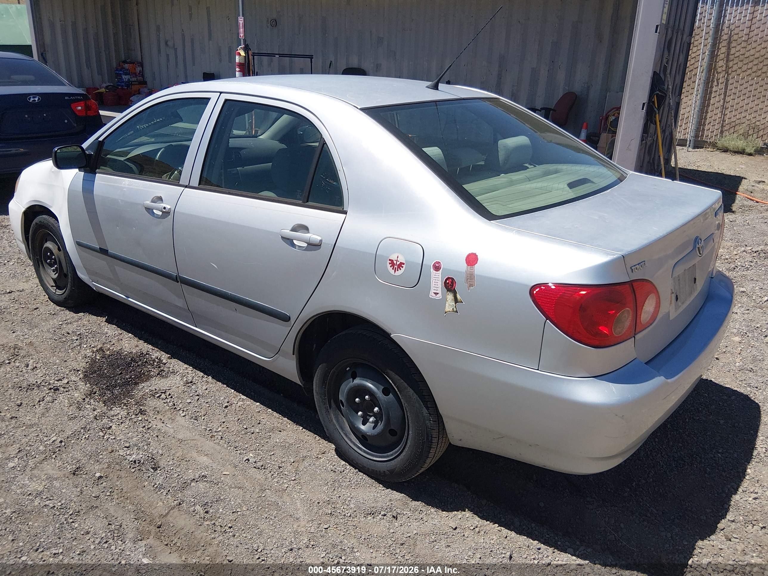 2007 Toyota Corolla Ce Silver vin: JTDBR32E770125922