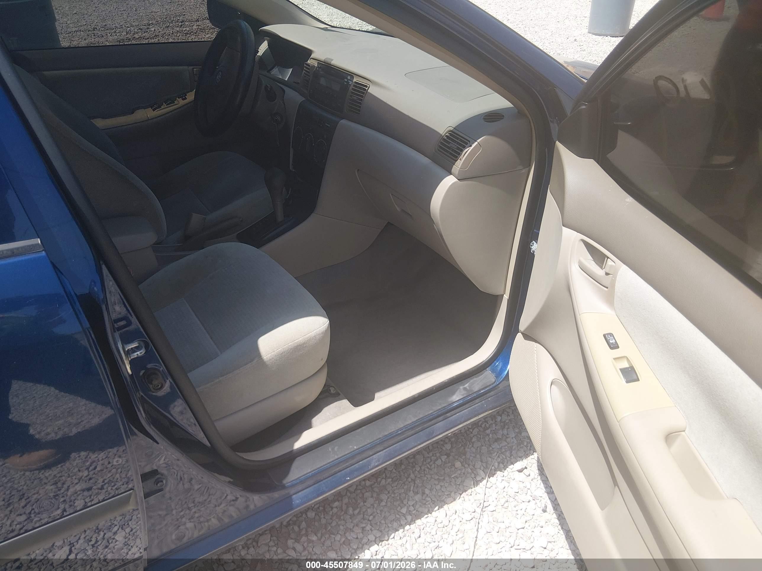 2007 Toyota Corolla Ce Blue vin: JTDBR32E770135401