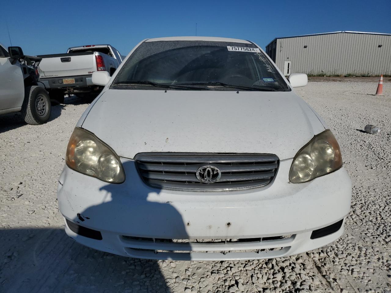 2003 Toyota Corolla Ce White vin: JTDBR32E830032241