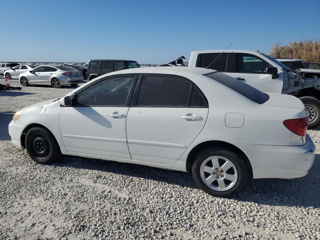 2003 Toyota Corolla Ce White vin: JTDBR32E830032241