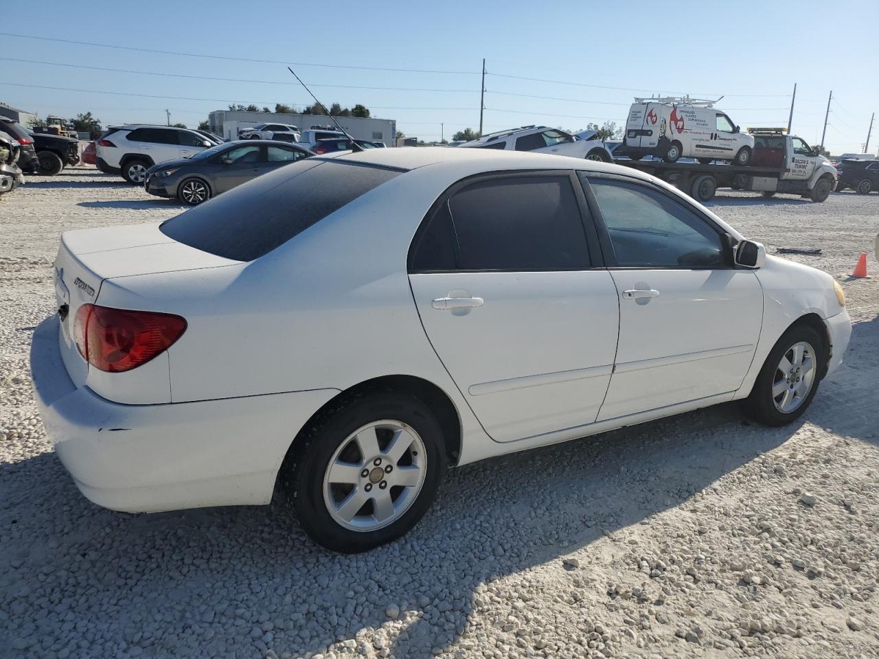 2003 Toyota Corolla Ce White vin: JTDBR32E830032241