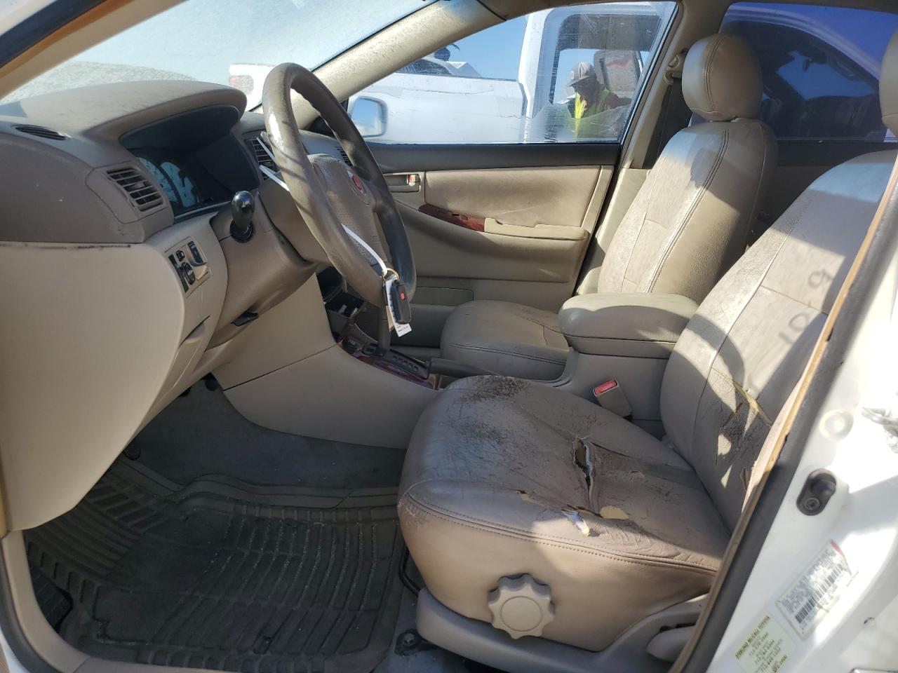 2003 Toyota Corolla Ce White vin: JTDBR32E830032241