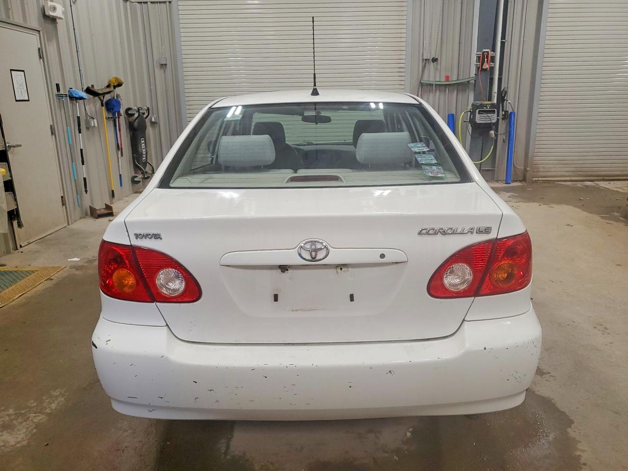 2003 Toyota Corolla Белый vin: JTDBR32E830045393