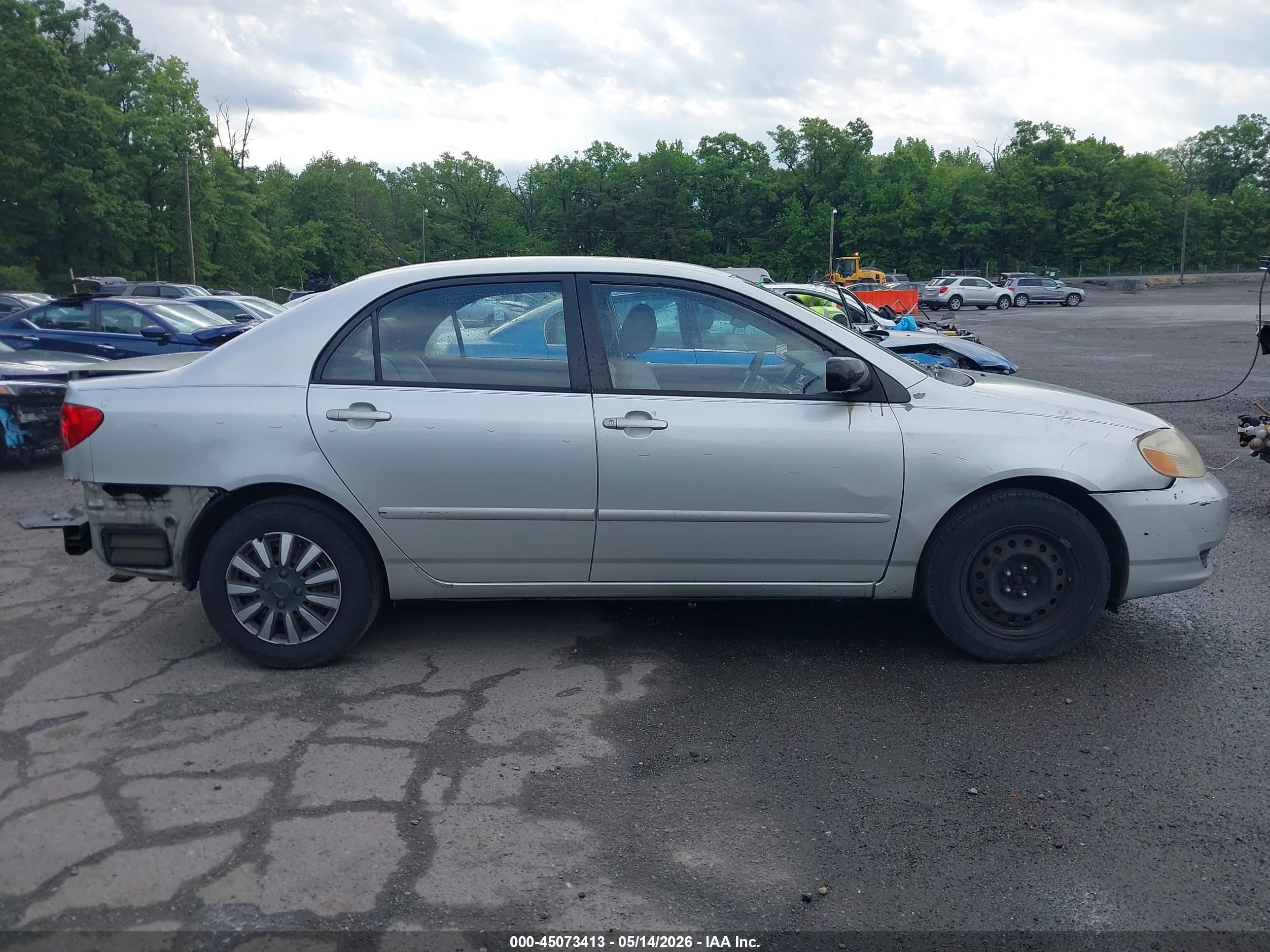 2003 Toyota Corolla Le Silver vin: JTDBR32E832002869