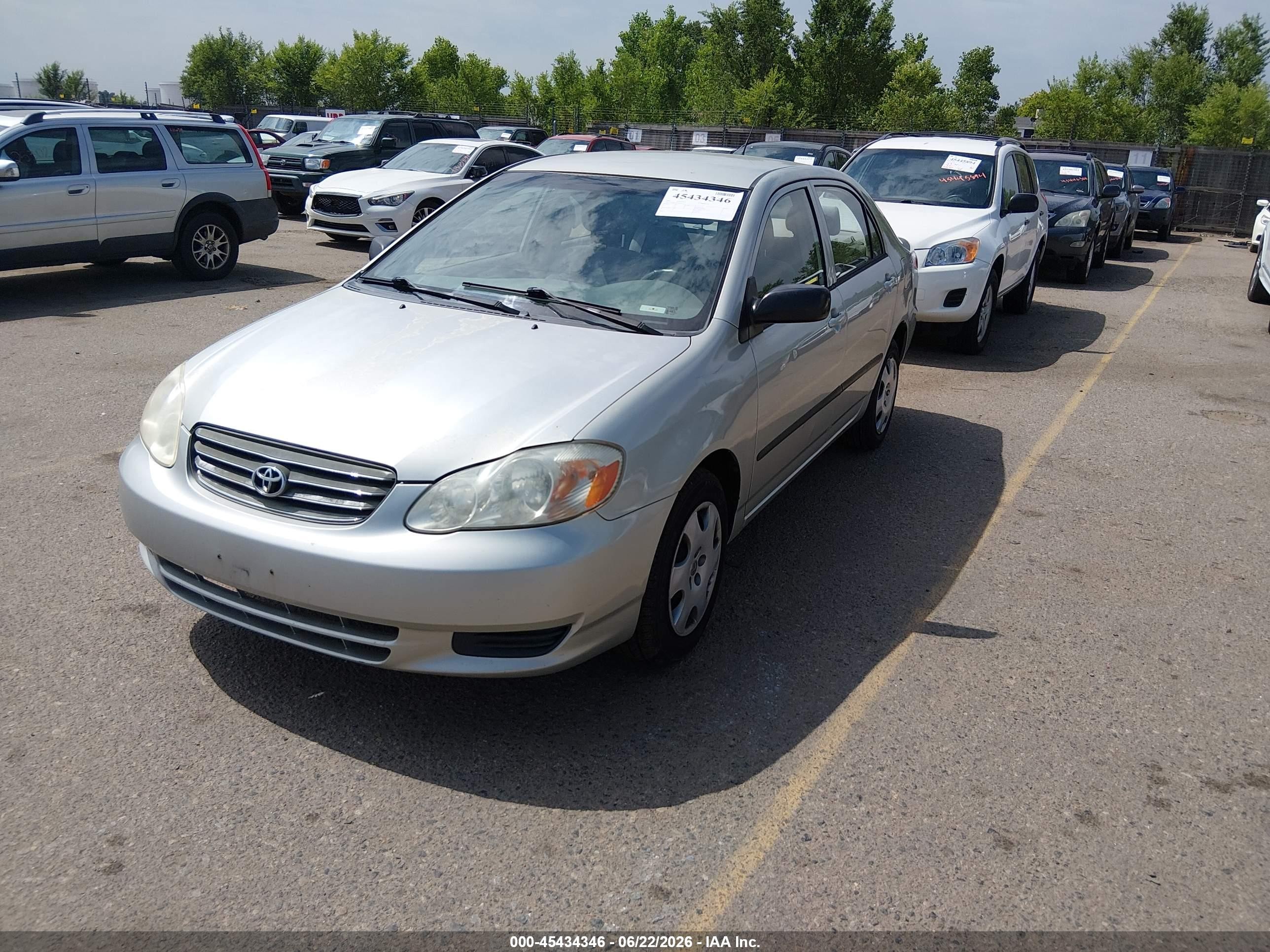 2003 Toyota Corolla Ce Серый vin: JTDBR32E832007733