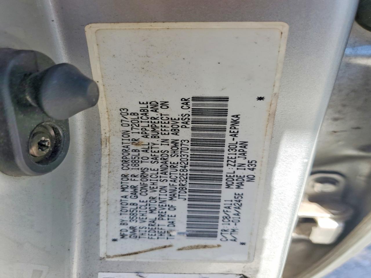 2004 Toyota Corolla Le Gray vin: JTDBR32E842037073